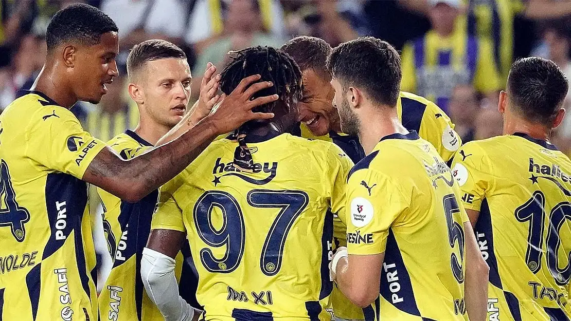 Fenerbahçe, Şampiyonlar Ligi'nde Feyenoord ile Kritik Maç Öncesi Hazırlıklarını Tamamladı!