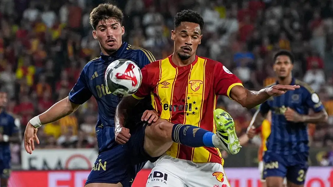 Fenerbahçe, Yusuf Akçiçek'e Yönelik Yüksek Teklif İle İlgili Kararını Açıkladı: Reddedildi!