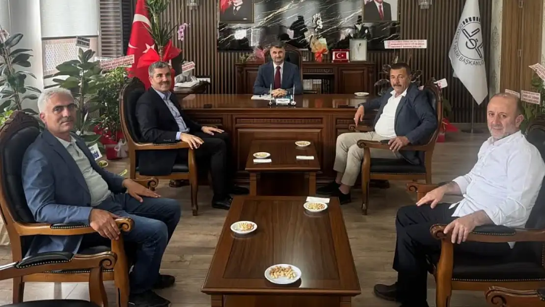Feyat Asya ve İş İnsanlarından Muş İl Müftüsü İbrahim Yavuz'a Ziyaret ve Kurban Bağışı