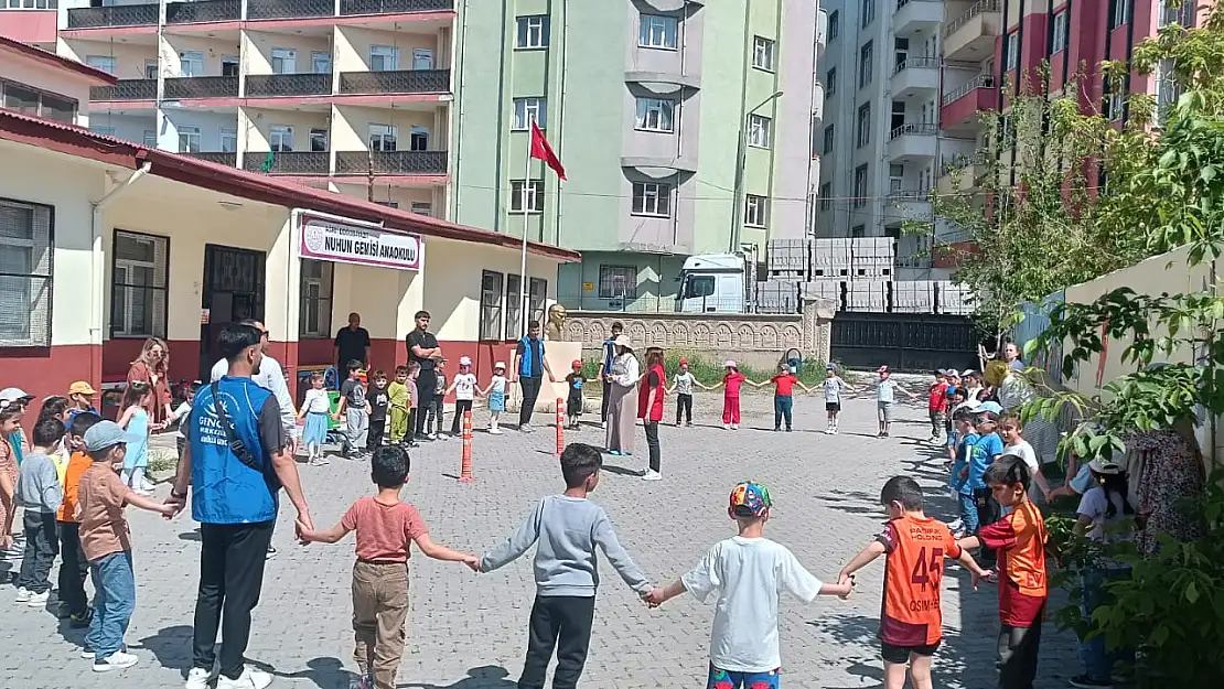 Genç gönüllülerden anaokulu öğrencilerine unutulmaz etkinlik