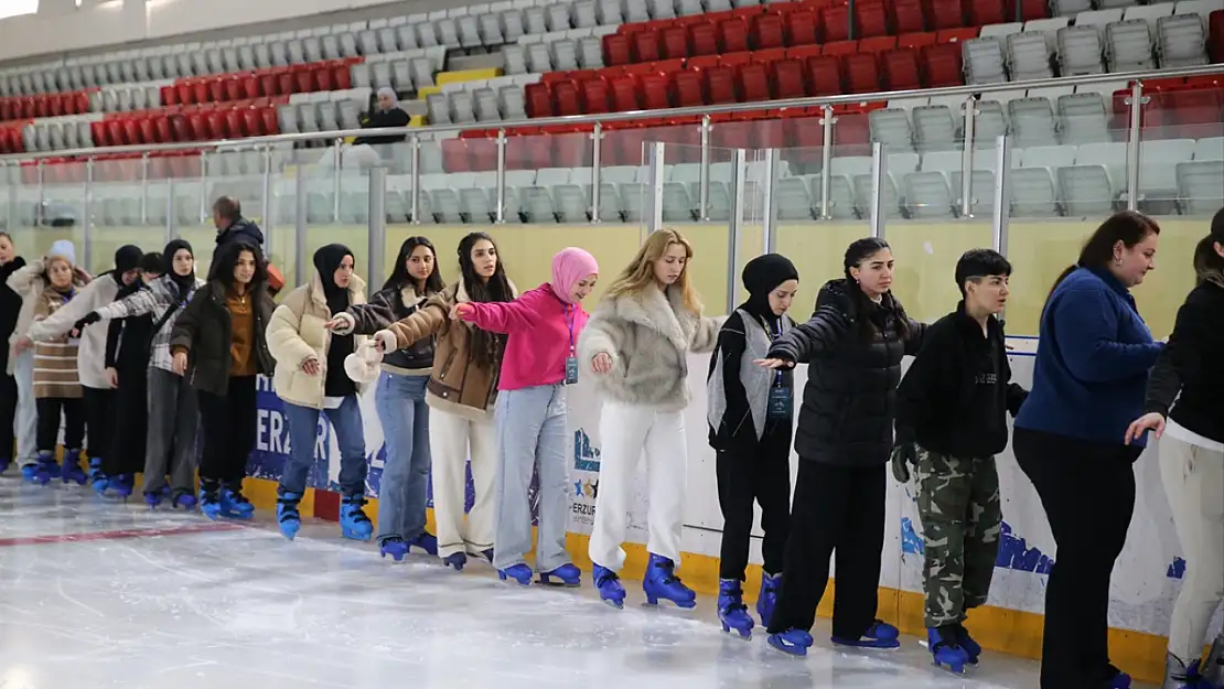 Gençlik ve Spor Bakanlığı, öğrencileri Erzurum'da kış sporlarıyla buluşturdu