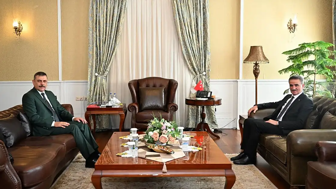 Gümüşhane ve Erzurum Valileri İş Birliği İçin Bir Araya Geldi