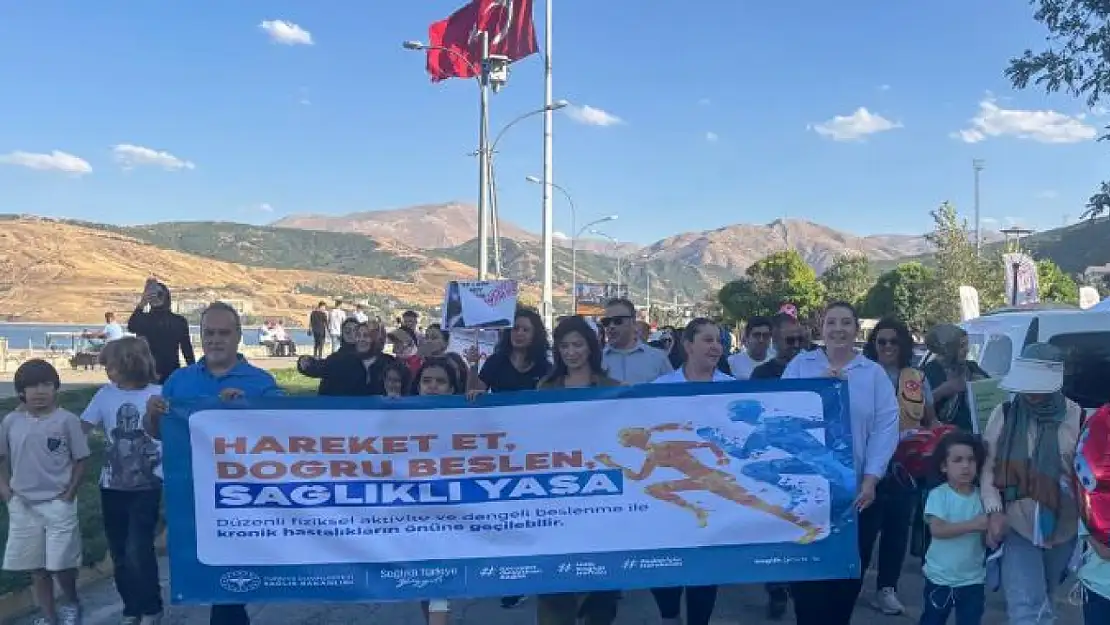 Halk Sağlığı Haftasında Hareket Et, Doğru Beslen, Sağlıklı Yaşa Etkinliği Düzenlendi