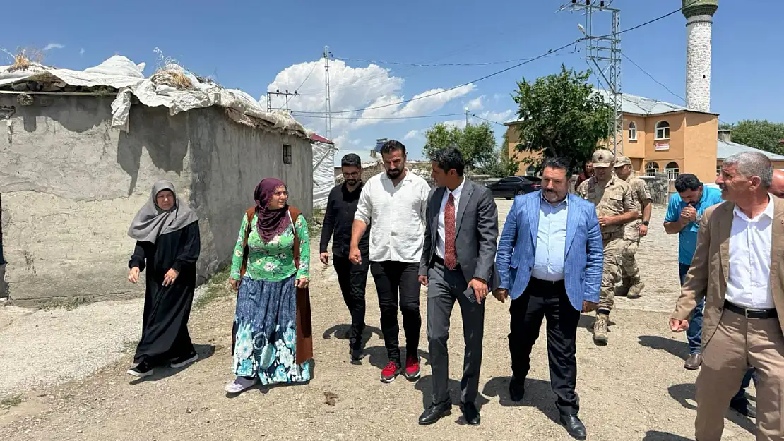 Hamur kaymakam Mahir'den Ekincik Köyü'ne ziyaret