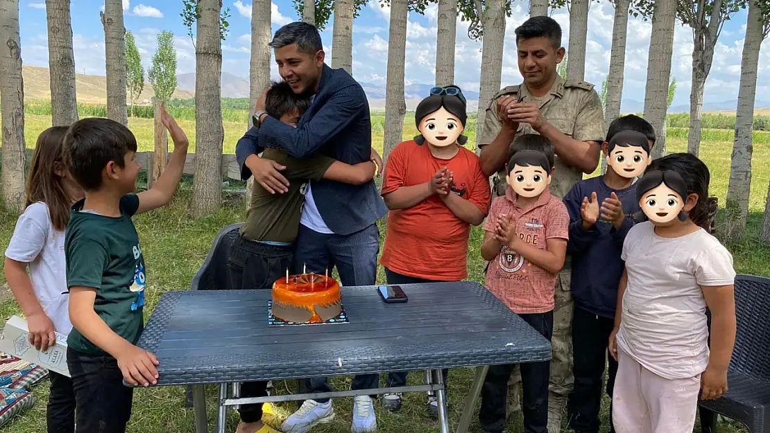 Hamur Kaymakamı Mahir'den örnek sosyal proje: 'Bir Gülümseme Her Şeye Değer'