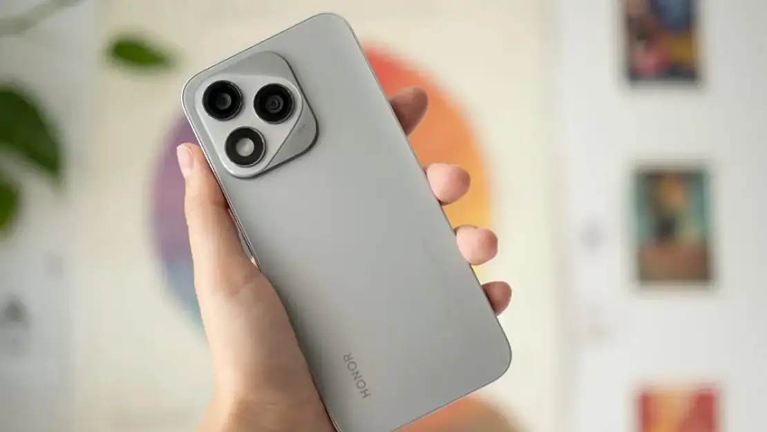 Huawei, Pura 80 ile İPHONE'A SAVAŞ İLAN ETTİ! EKRANLAR KONUŞACAK, TAHTLAR SARSILACAK!
