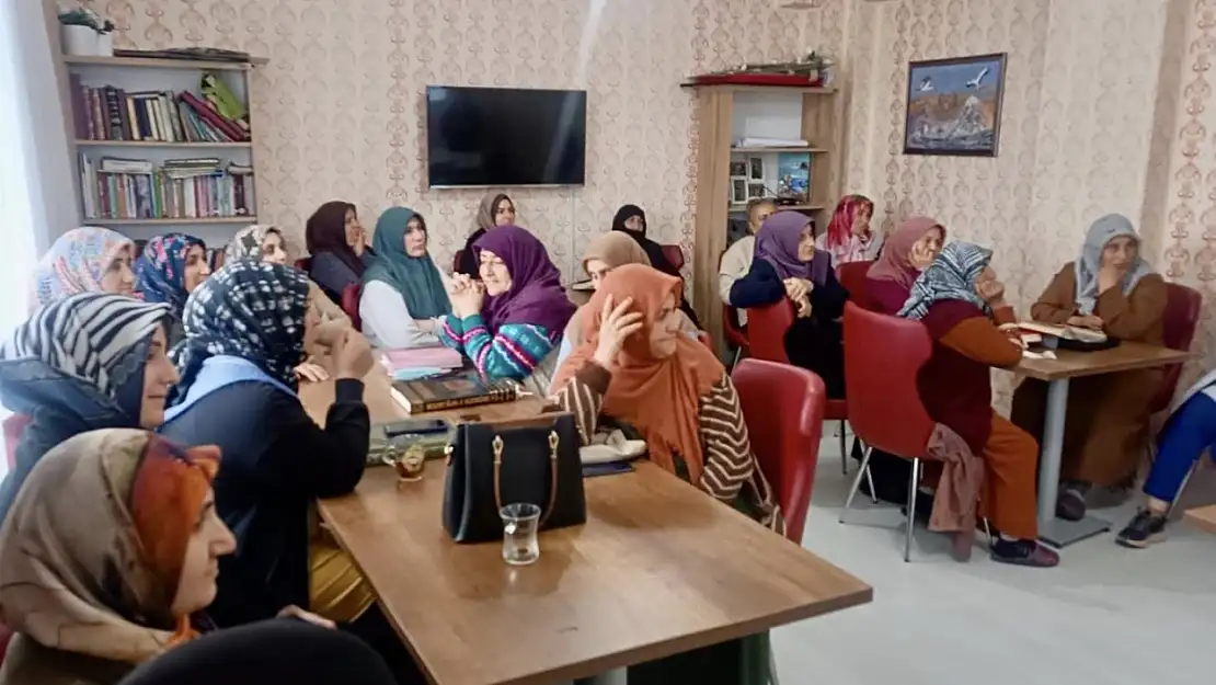 Iğdır Belediyesi, Ailede Değerler Eğitimi Programını Başarıyla Tamamladı