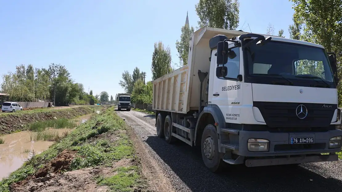 Iğdır Belediyesi'nden Şehir Merkezinde Yoğun Çalışma Mesaisi