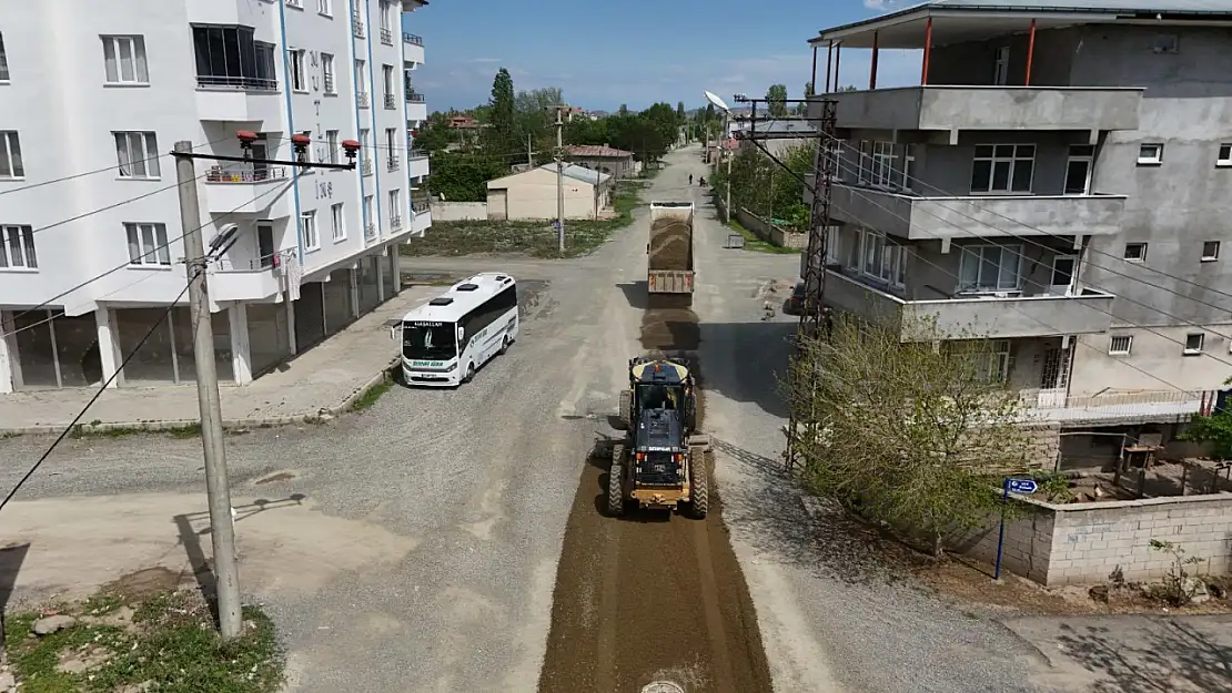 Iğdır Belediyesi, Şehrin Dört Bir Yanında Çalışmalarını Aralıksız Sürdürüyor
