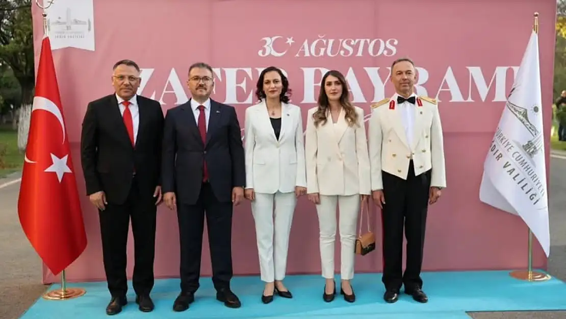 Iğdır'da 30 Ağustos Zafer Bayramı Kabul Töreni Düzenlendi