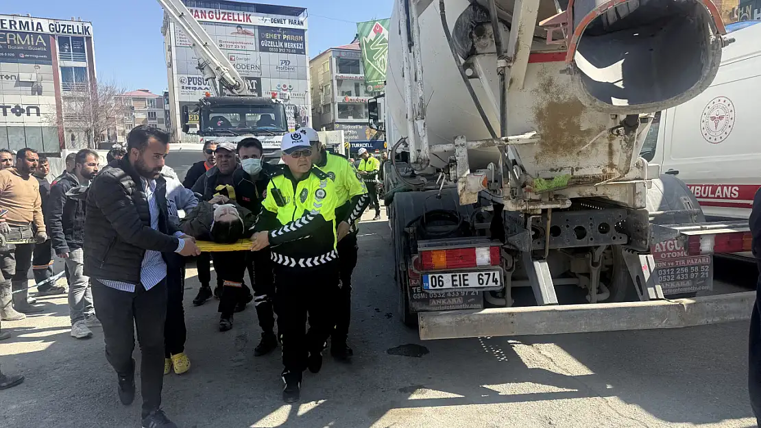 Iğdır'da beton mikseri genç kıza çarptı