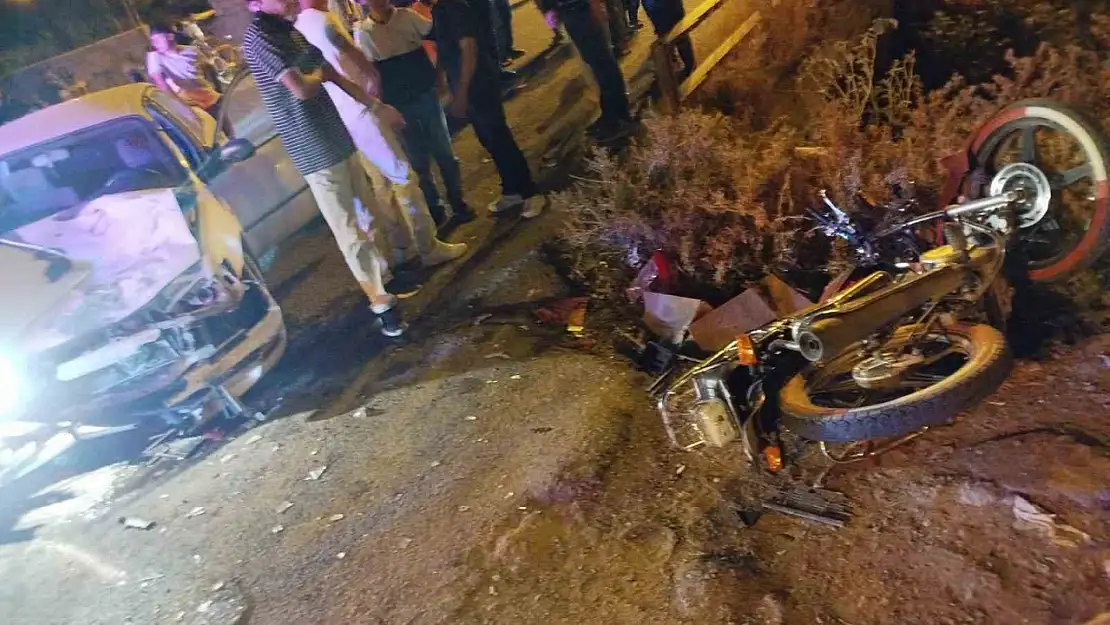 Iğdır'da Trafik Kazası: Otomobil ile Motosiklet Çarpıştı, 3 Kişi Yaralandı!