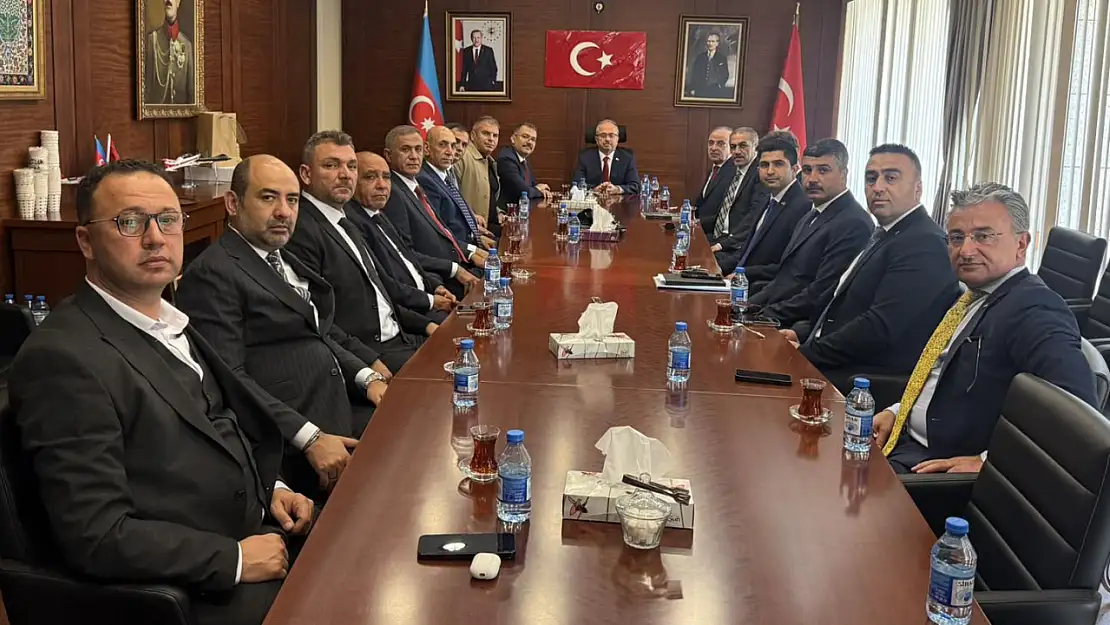 Iğdır Valisi Ercan Turan, Azerbaycan'da Ekonomik İşbirliğini Güçlendiriyor
