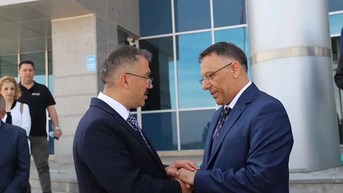 Iğdır Valisi Ercan Turan'dan Rektör Gürel'e Hayırlı Olsun Ziyareti