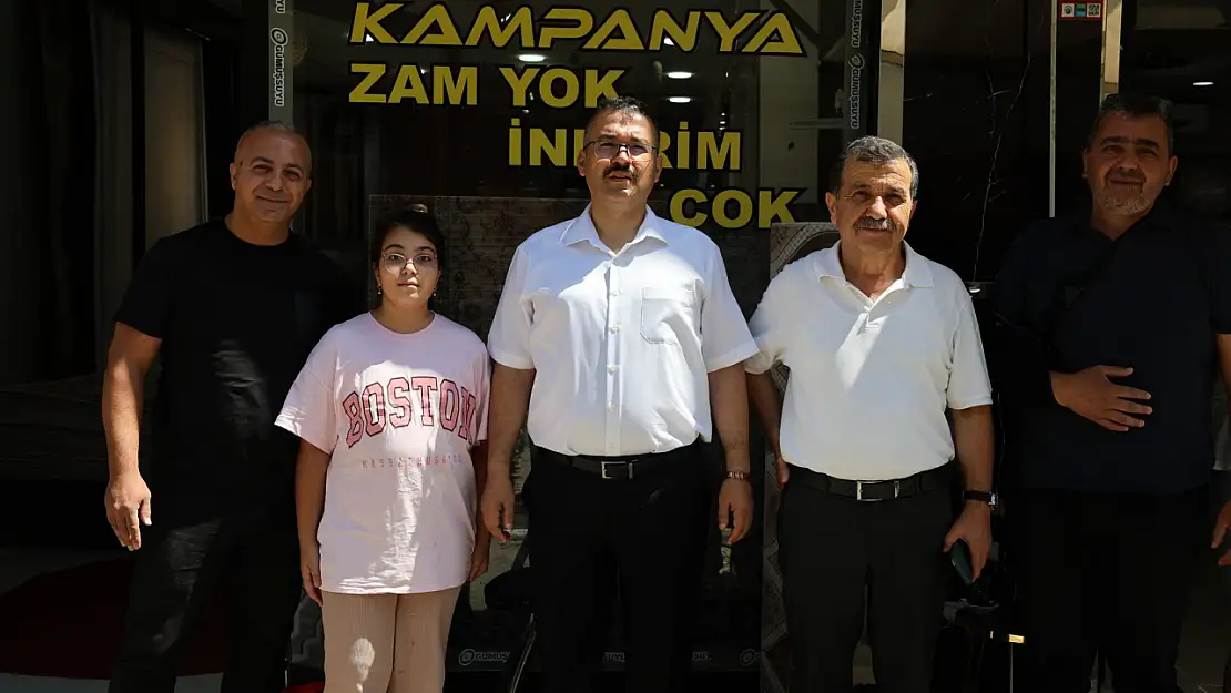 Iğdır Valisi Ercan Turan, Iğdır Merkezde Esnaf ve Vatandaşlarla Buluştu