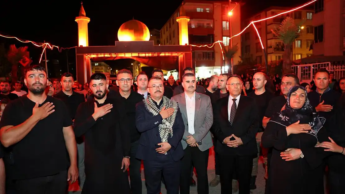 Iğdır Valisi Ercan Turan, Muharrem Ayı Yas Programlarını Ziyaret Etti