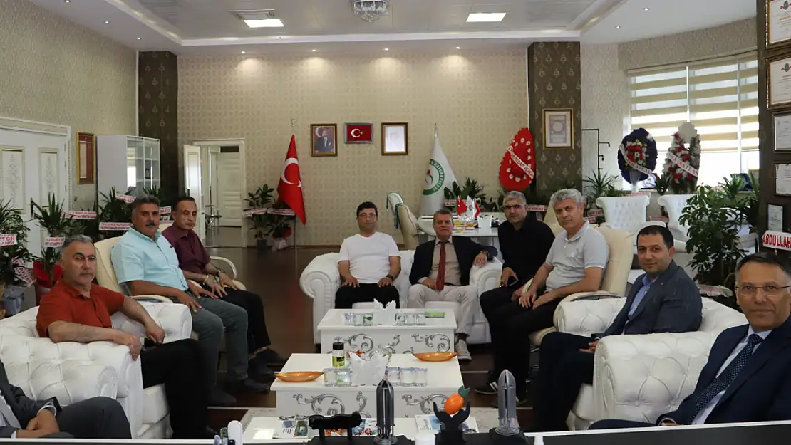 İl Milli Eğitim Müdürü Aziz Gün'den Rektör Prof. Dr. Ekrem Gürel'e Hayırlı Olsun Ziyareti