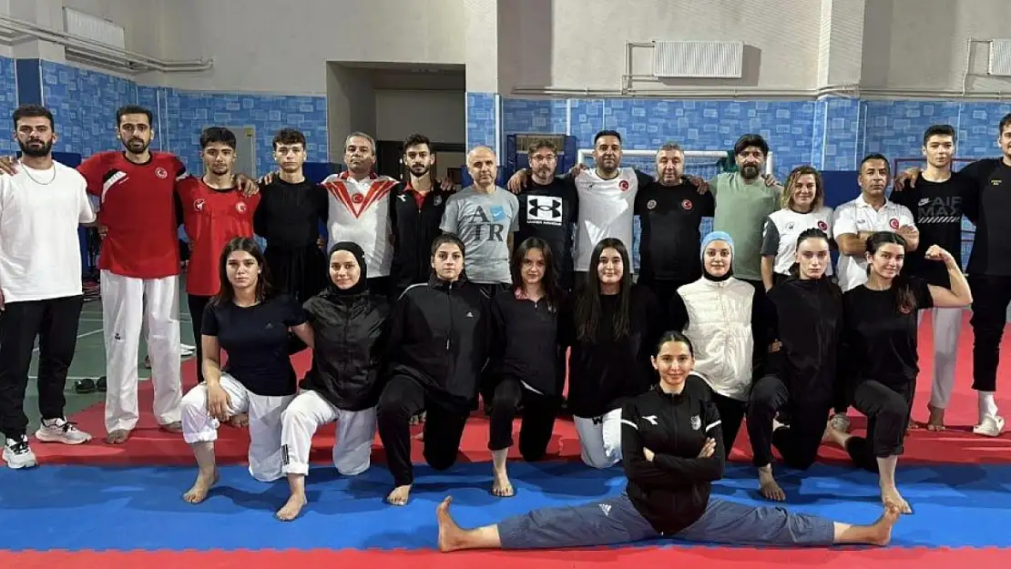 İşitme Engelliler Milli Takımı, Erzurum Kampını Tamamladı