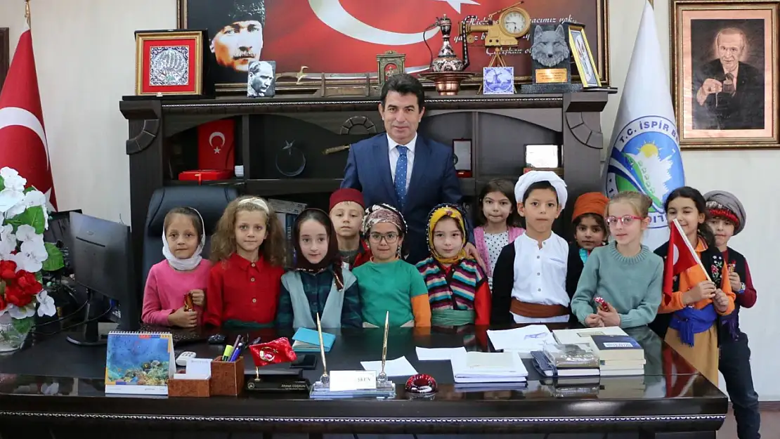 İspir Belediye Başkanı Ahmet Coşkun'dan 23 Nisan Ulusal Egemenlik ve Çocuk Bayramı Mesajı