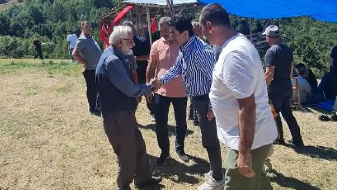 İspir Belediye Başkanı Coşkun, Çiçekli Mahallesi Yaylasında Hemşehrilerle Buluştu
