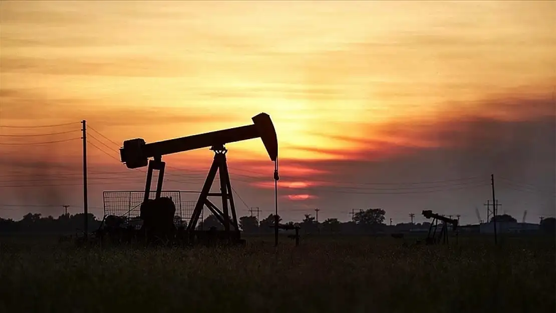 İsrail-İran gerilimiyle petrol 74 dolar barajını geçti