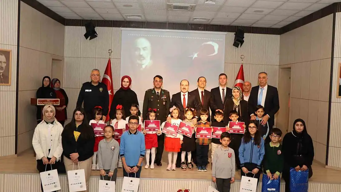 İstiklal Marşı'nın kabulü ve Mehmet Akif Ersoy, Oltu'da anıldı