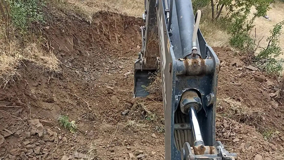 Kaçit Mahallesi'nde Yeni Yol Projesi Tamamlandı, Mahalle Sakinlerini Sevindirdi