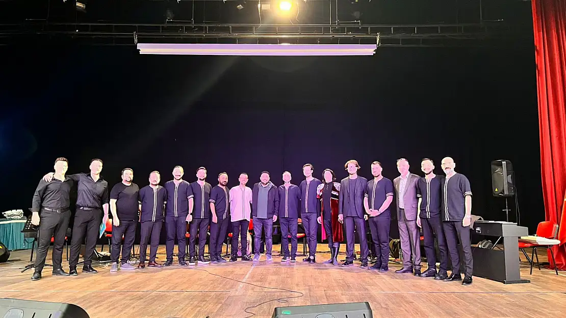 Kafkas Üniversitesi'nde Türk Halk Müziğiyle Anadolu Rüzgarı Esti