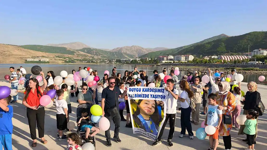 Kansere Karşı Verdiği Mücadelede Hayatını Kaybeden Duygu İçin Balon Töreni Gerçekleşti