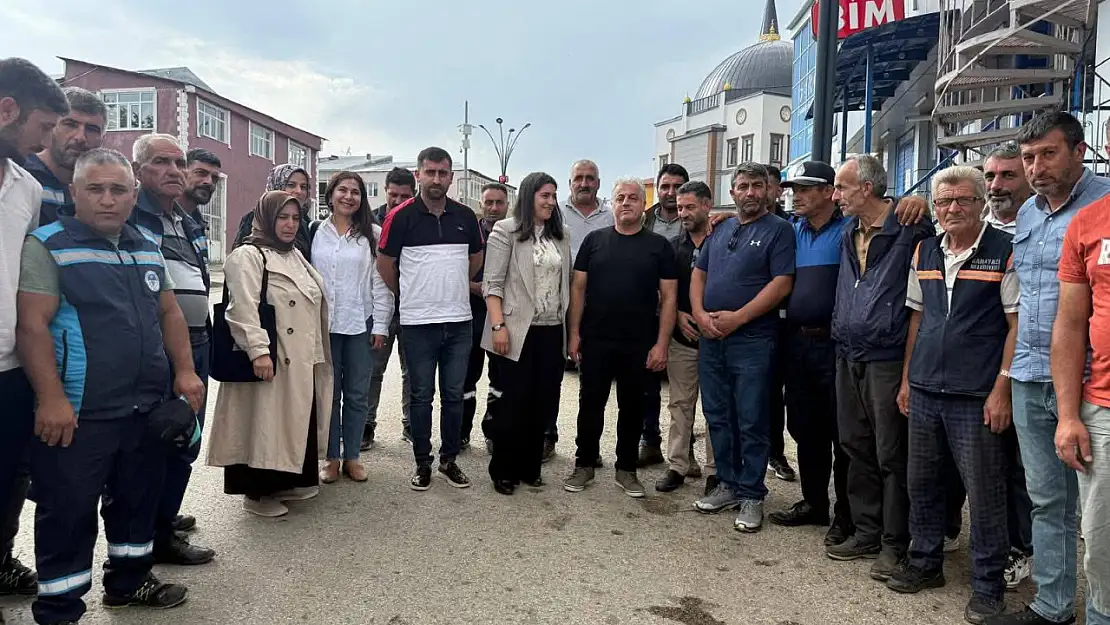 Karayazı Belediyesi'nden Emekçilere Destek: Yeni Sözleşme İmzalandı