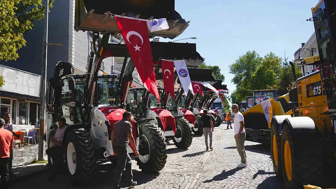 Kars Belediyesi 15 yeni iş makinesi ile hizmet gücünü artırdı, 120 milyon TL yatırımla araç filosunu güçlendirdi