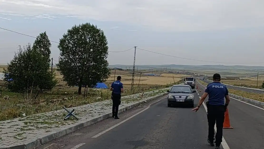 Kars Emniyet Müdürlüğü, halkın güvenliği için faaliyette bulunuyor