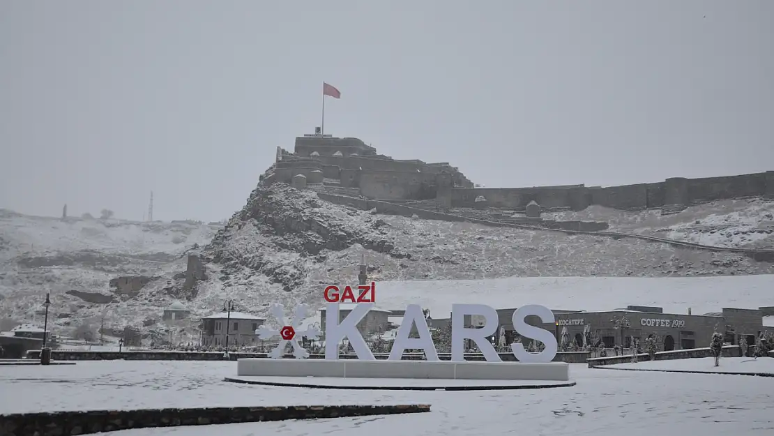 Kars Mart ayında beyaza büründü