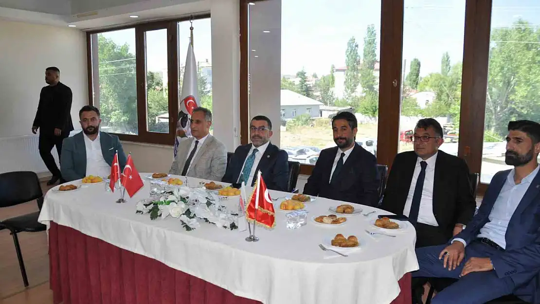 Kars'ta 137 bin buzağıya kimliklendirme uygulamasıyla hayvancılıkta gelişim hedefleniyor