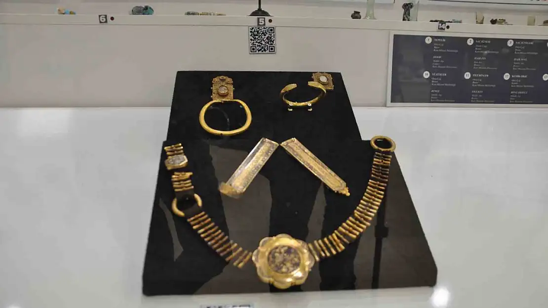Kars'ta 'Ani'nin Hikayesi' Sergisi Büyük İlgi Gördü