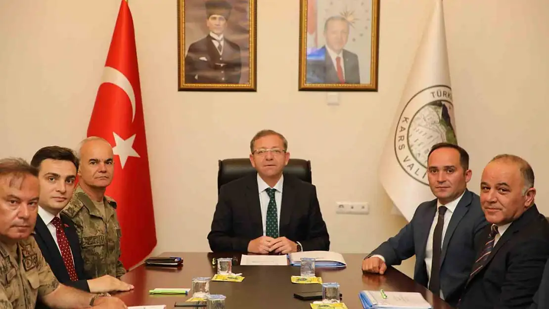 Kars'ta asayiş toplantısı: Güvenlik önlemleri ve halk huzuru masaya yatırıldı