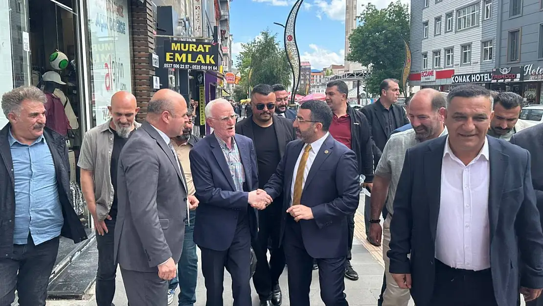 Kars'ta Milletvekili Esnafla Buluşarak Ekonomik Destek Vurgusu Yaptı