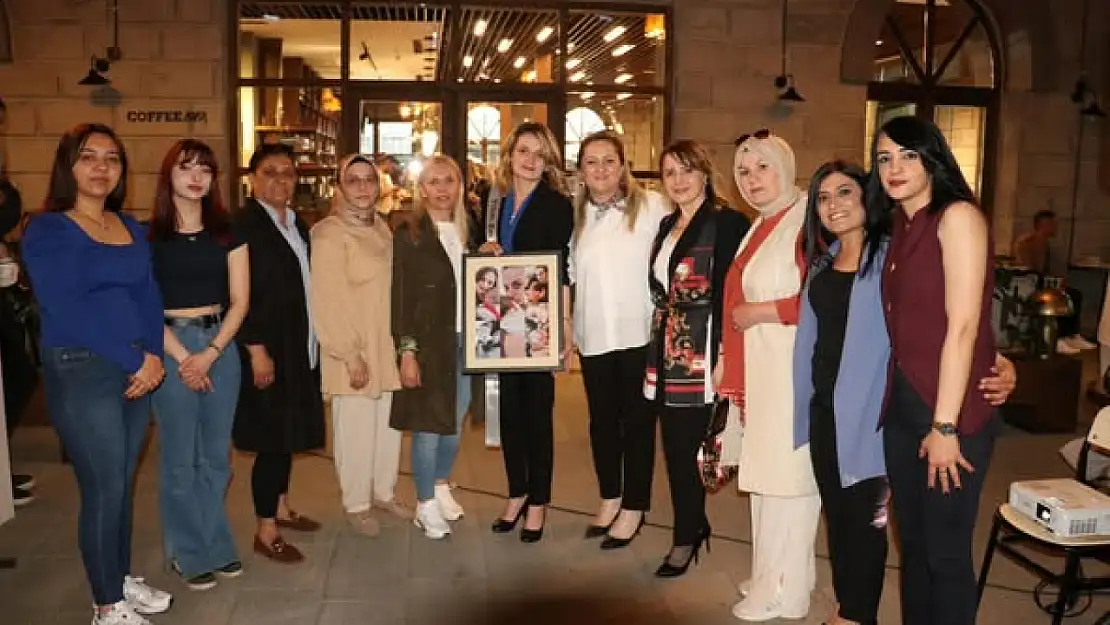 Kars'ta Minik Aleyna İçin Anlamlı Dayanışma Kermesi