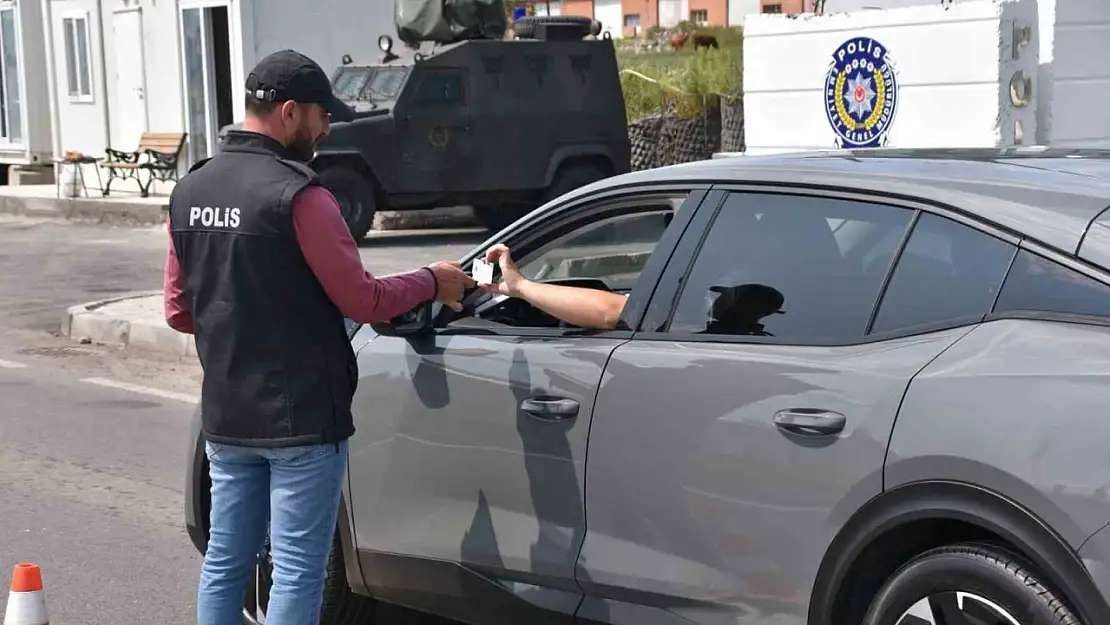 Kars'ta Polisin Gözü Tüm Yerlilere Dikkat Kesildi!