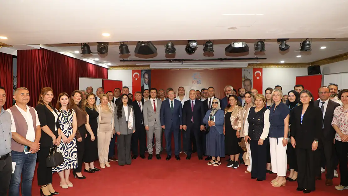 Kars'ta Sivil Toplum Güçleniyor: Çalıştayda Yenilikçi Çözümler Tartışıldı