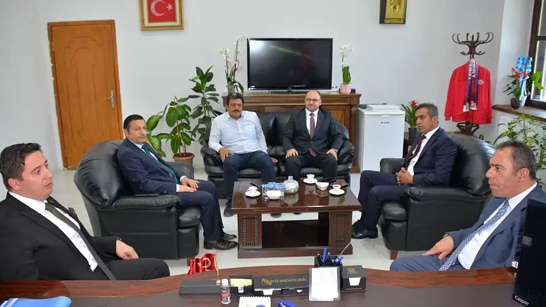 Kars'ta Spor Projeleri İçin İş Birliği Toplantısı Yapıldı