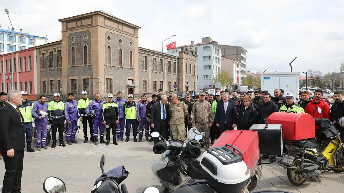 Kars'ta Trafik Haftası Kapsamında Motosiklet Sürücülerine Eğitim ve Farkındalık Etkinliği