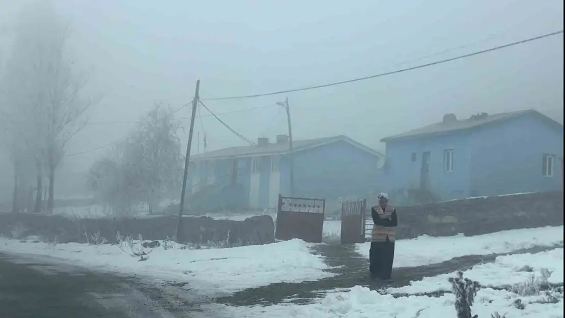 Kars'ta yoğun sis hayatı olumsuz etkiliyor