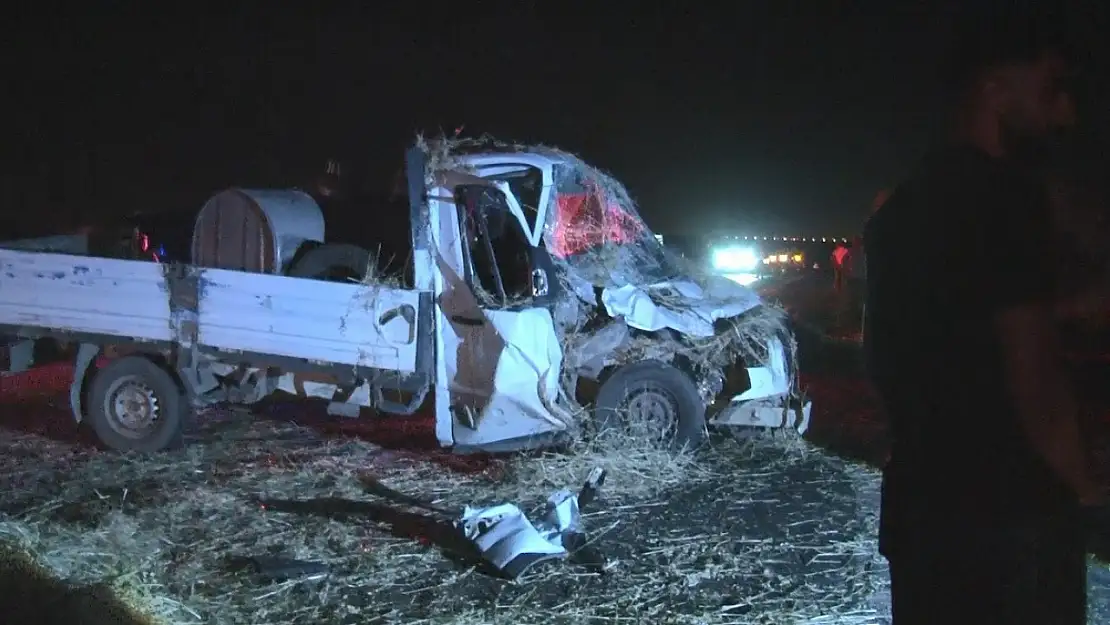 Kars'ta Zincirleme Trafik Kazasında 1 Kişi Hayatını Kaybetti, 3 Yaralı