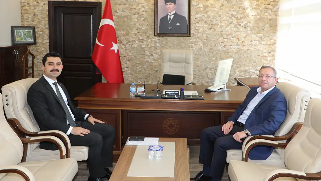 Kars Valisi Polat, Susuz Kaymakamı Tutal'ı ziyaret ederek projelerde iş birliği vurgusu yaptı
