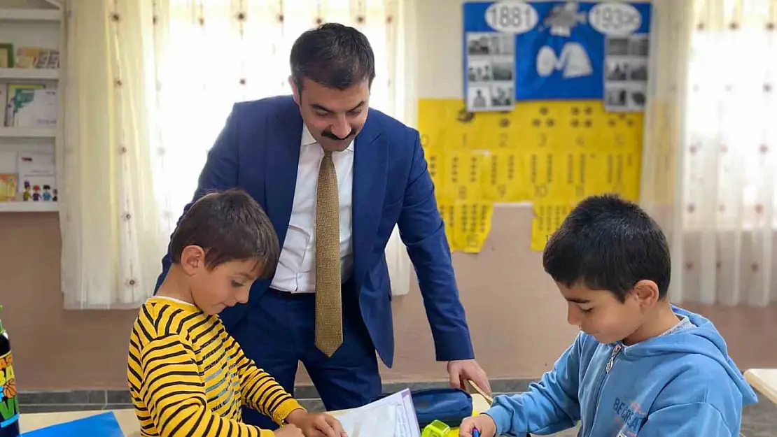 Kaymakam Akköz ve Başkan Elma, Yalınçayır İlkokulu'nu Ziyaret Etti!