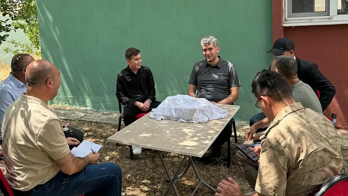 Kaymakam Korkusuz vatandaşın kapısını çaldı, talepleri dinledi