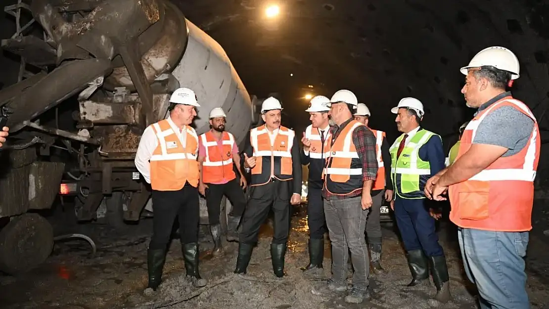 Kırık Tüneli Projesi, Karadeniz ve Güneydoğu'yu kısaltacak güvenli bağlantı sağlıyor