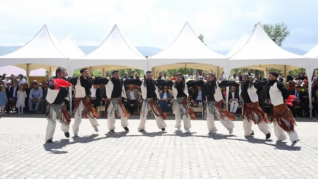 Korkut'ta 7. Lale Festivali, kültürel zenginlik ve toplumsal dayanışmayı bir araya getirdi