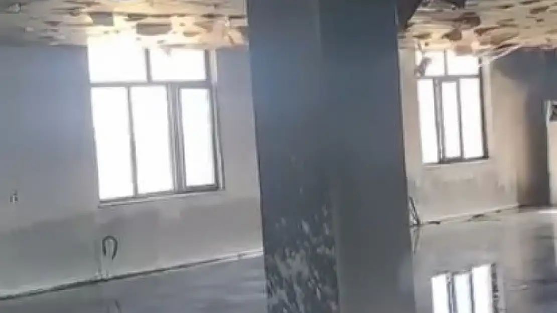 Korkut'ta taziye evinde çıkan yangın, itfaiye ekiplerinin müdahalesiyle kontrol altına alındı